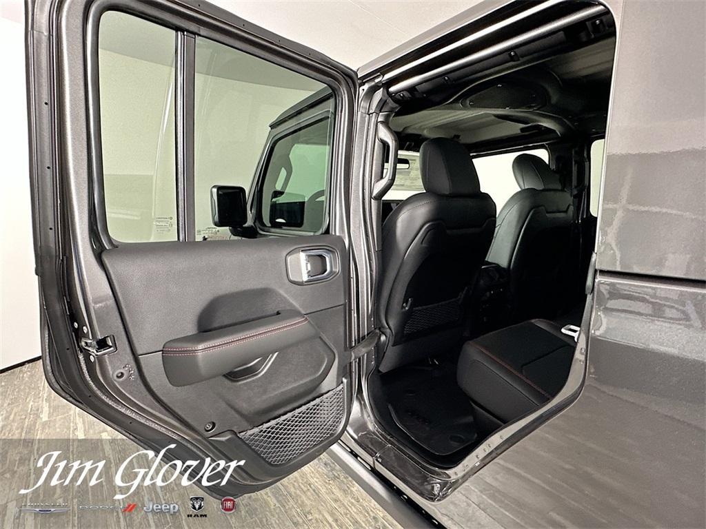 new 2026 Jeep Gladiator car, priced at $58,303