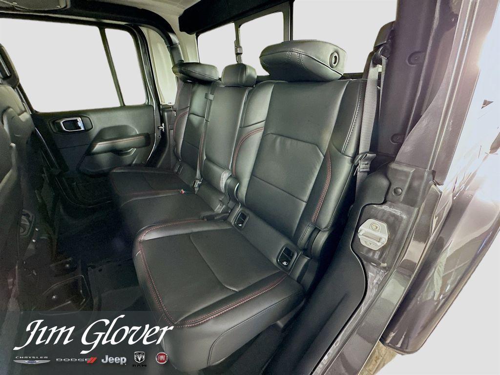 new 2026 Jeep Gladiator car, priced at $54,552
