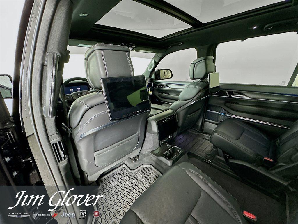 new 2026 Jeep Grand Wagoneer car, priced at $103,338