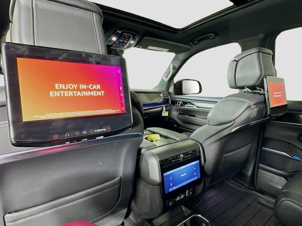 new 2026 Jeep Grand Wagoneer car, priced at $98,437