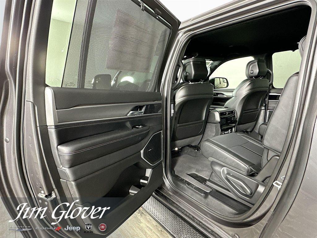 new 2026 Jeep Grand Wagoneer L car, priced at $78,481
