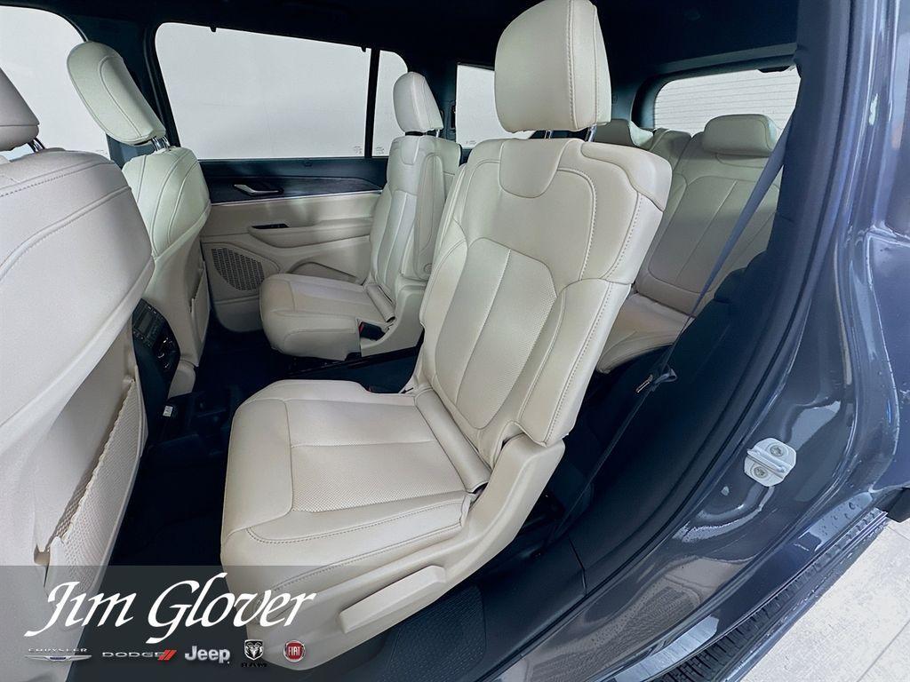 new 2025 Jeep Grand Cherokee L car, priced at $52,397