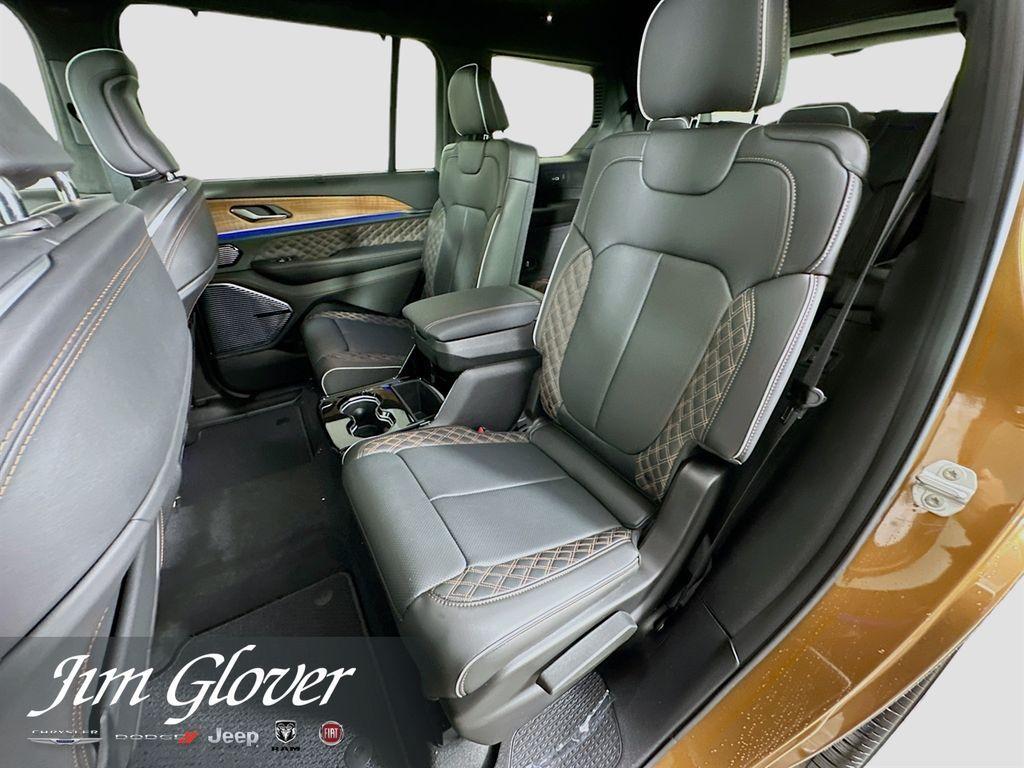 new 2026 Jeep Grand Cherokee L car, priced at $62,322