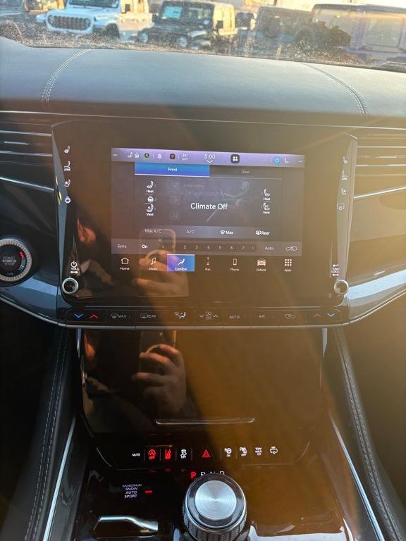 used 2022 Jeep Wagoneer car, priced at $39,741