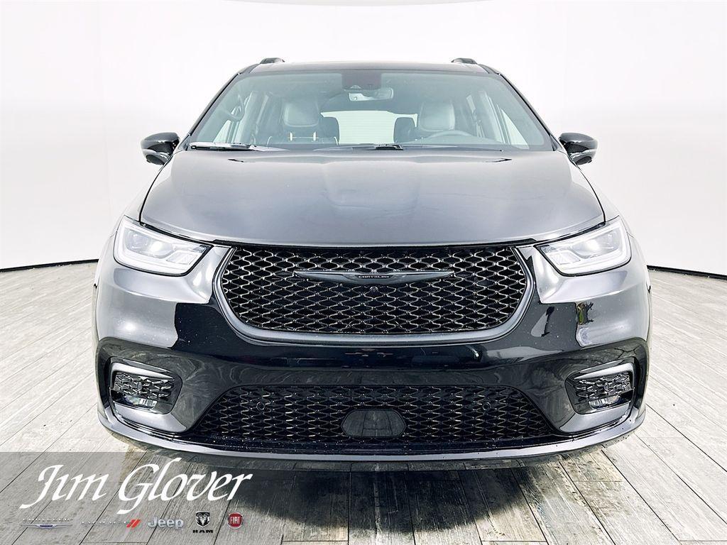 new 2026 Chrysler Pacifica car, priced at $48,785