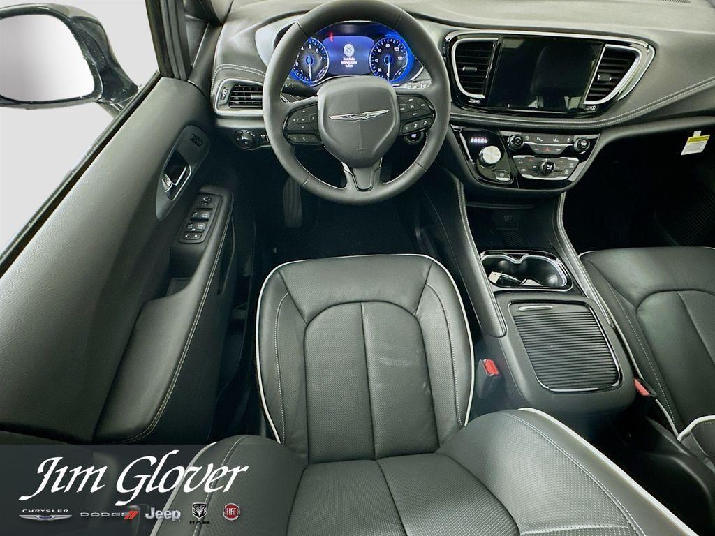 new 2026 Chrysler Pacifica car, priced at $47,884