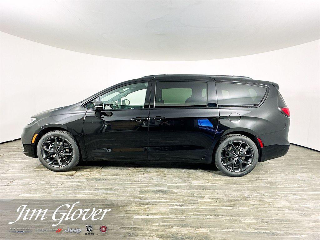 new 2026 Chrysler Pacifica car, priced at $48,785