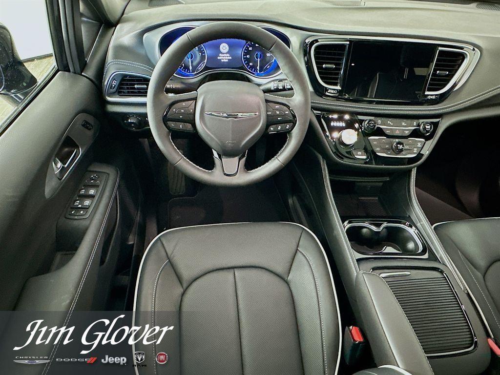 new 2026 Chrysler Pacifica car, priced at $46,628