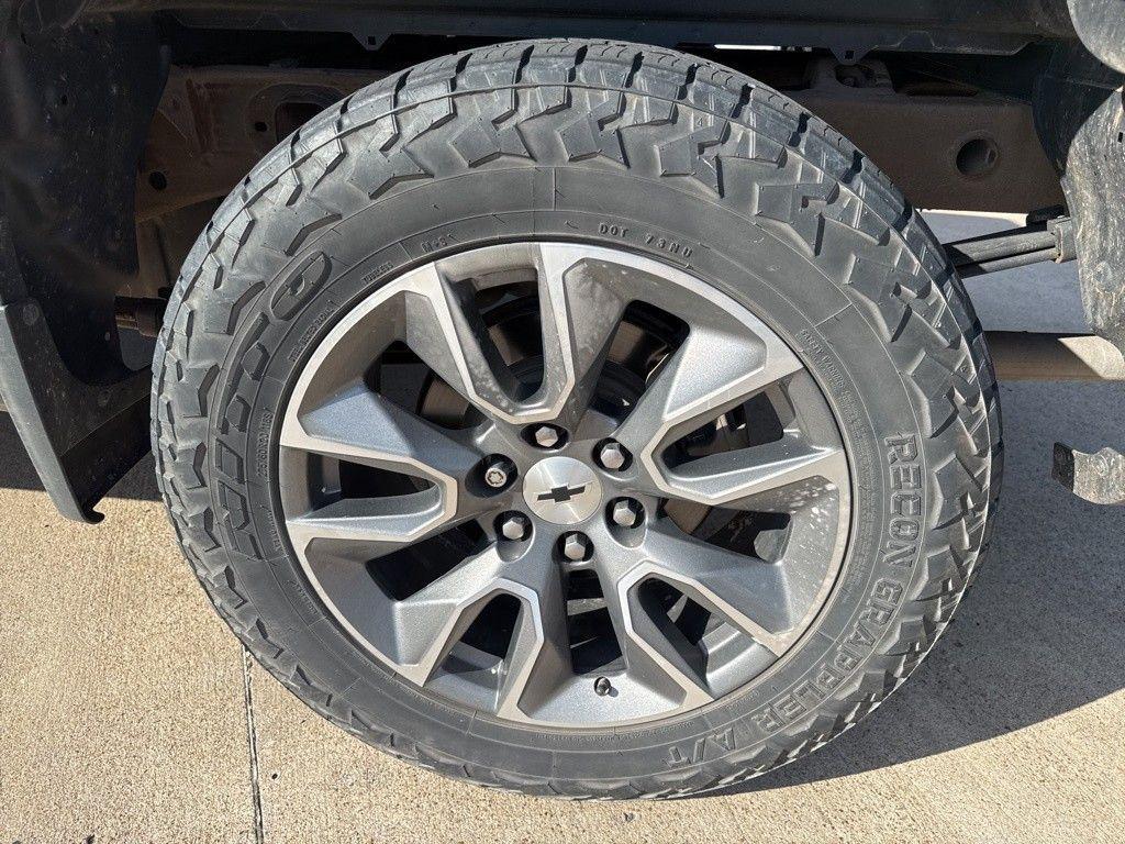 used 2020 Chevrolet Silverado 1500 car, priced at $30,366