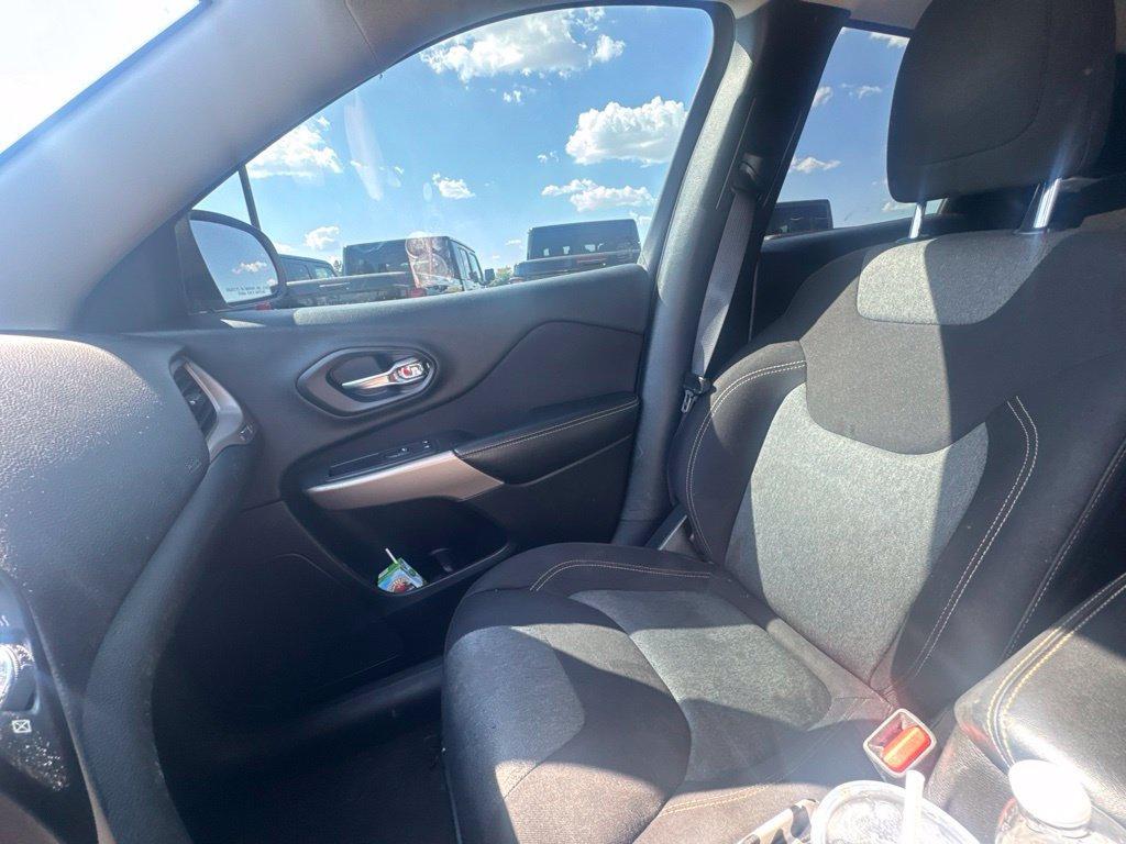 used 2018 Jeep Cherokee car, priced at $9,579