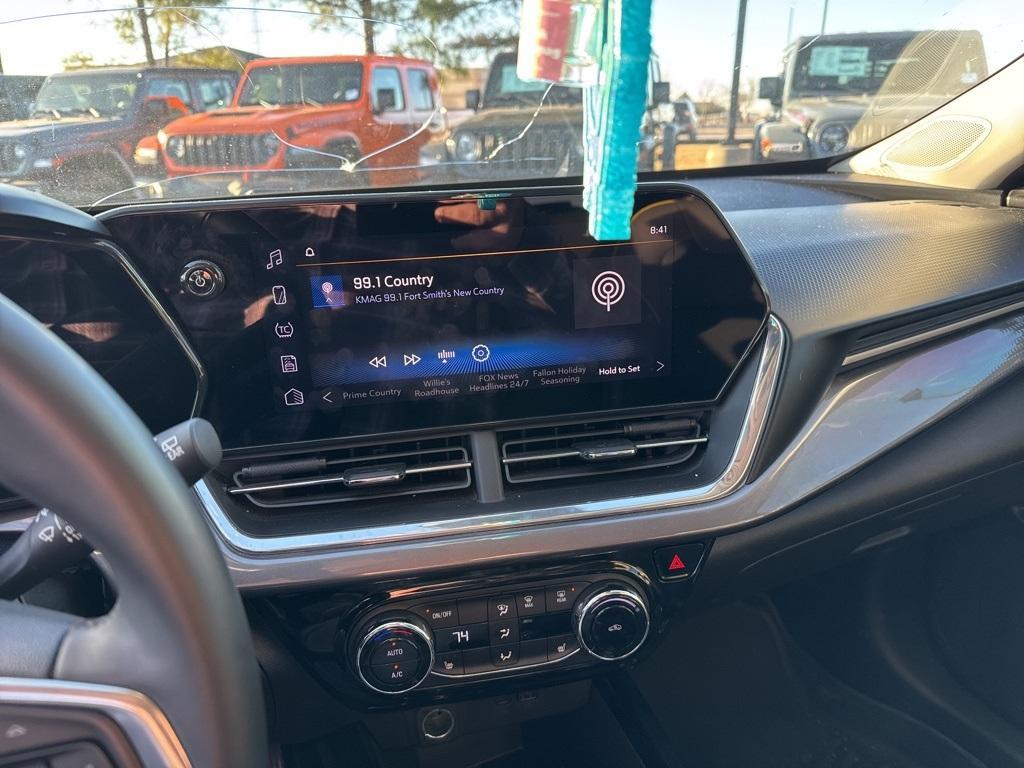 used 2024 Chevrolet Trax car, priced at $20,359