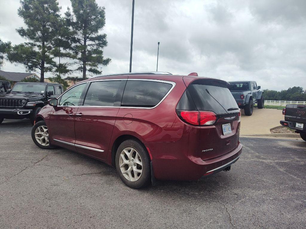 used 2017 Chrysler Pacifica car, priced at $16,691