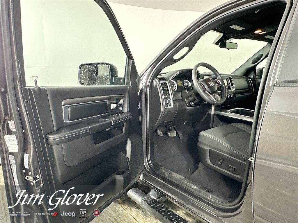 used 2023 Ram 1500 Classic car, priced at $33,064