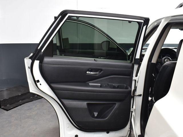 used 2023 Nissan Pathfinder car, priced at $28,250