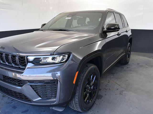 new 2026 Jeep Grand Cherokee car, priced at $42,945