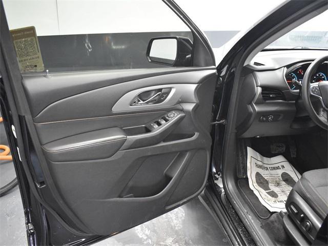 used 2020 Chevrolet Traverse car, priced at $12,000