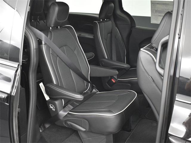 new 2026 Chrysler Pacifica car, priced at $44,655