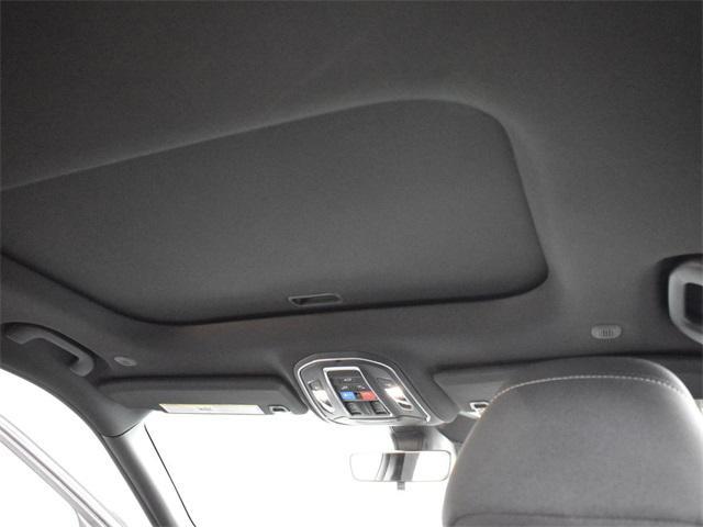 new 2025 Jeep Grand Cherokee L car, priced at $33,920