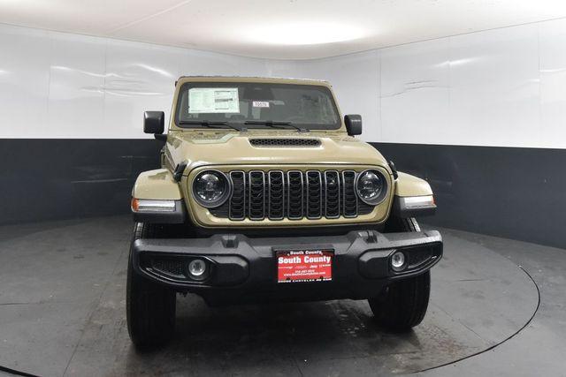 new 2026 Jeep Gladiator car, priced at $46,270