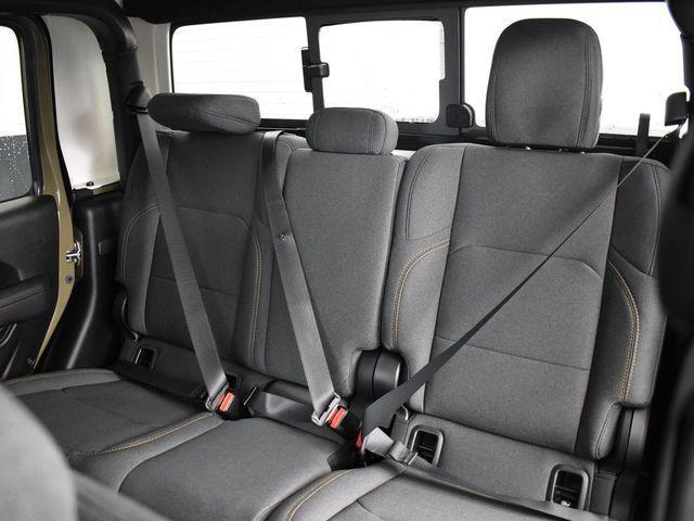 new 2026 Jeep Gladiator car, priced at $46,270