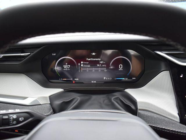 new 2026 Jeep Cherokee car, priced at $39,590