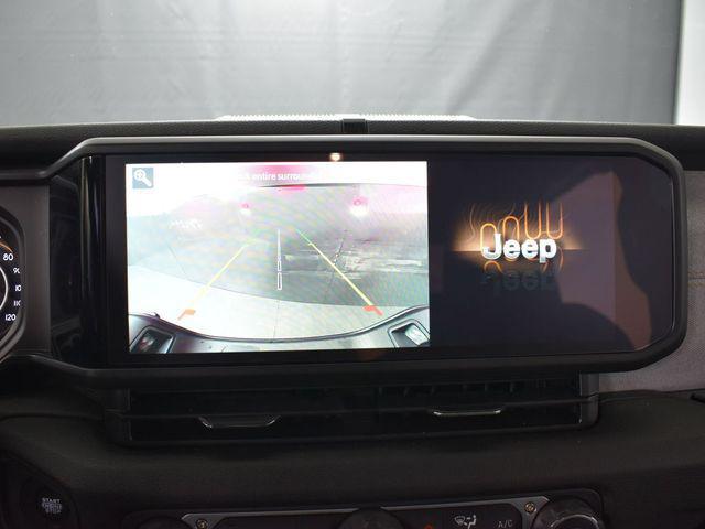 used 2025 Jeep Gladiator car, priced at $37,200