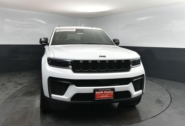 new 2026 Jeep Grand Cherokee car, priced at $41,930