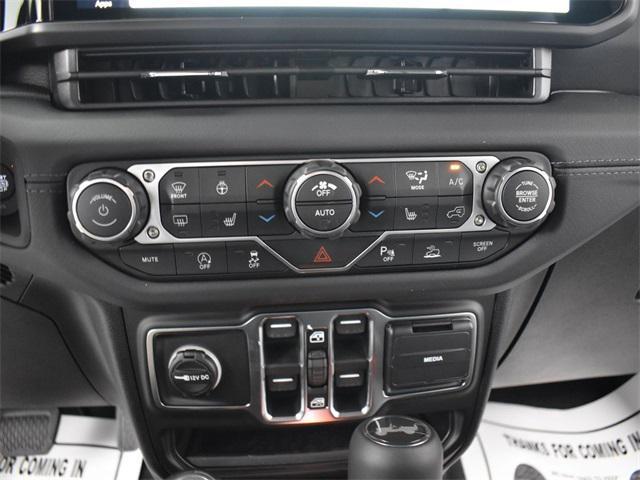 new 2026 Jeep Wrangler car, priced at $48,985