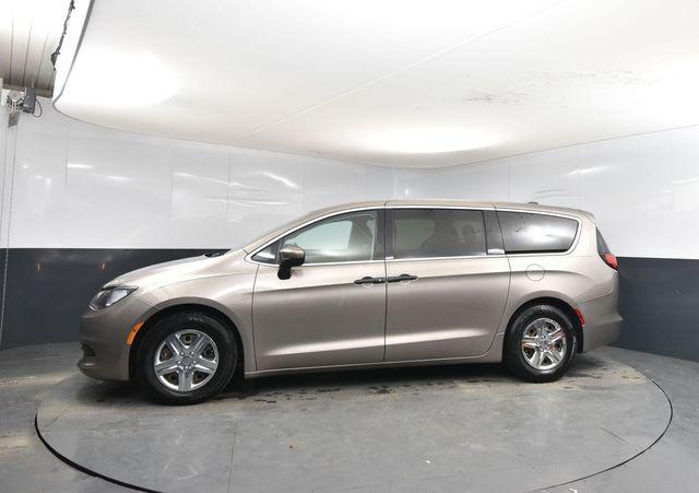 used 2018 Chrysler Pacifica car, priced at $15,000