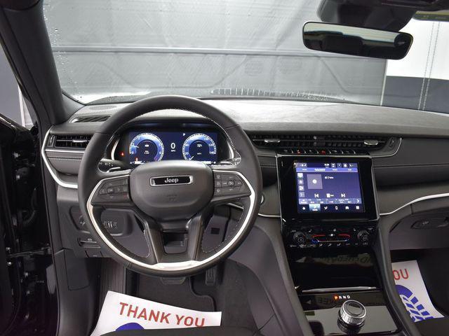 new 2025 Jeep Grand Cherokee car, priced at $32,415