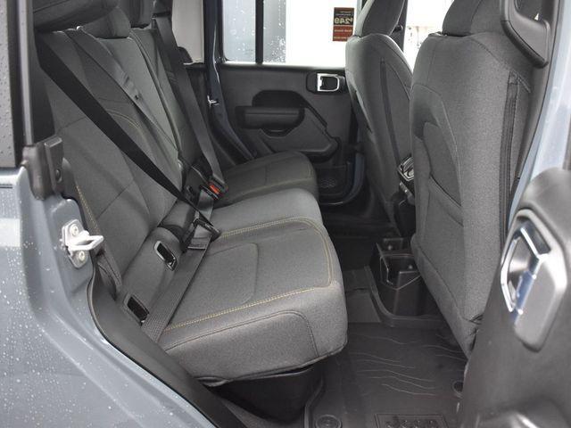 new 2026 Jeep Gladiator car, priced at $45,310