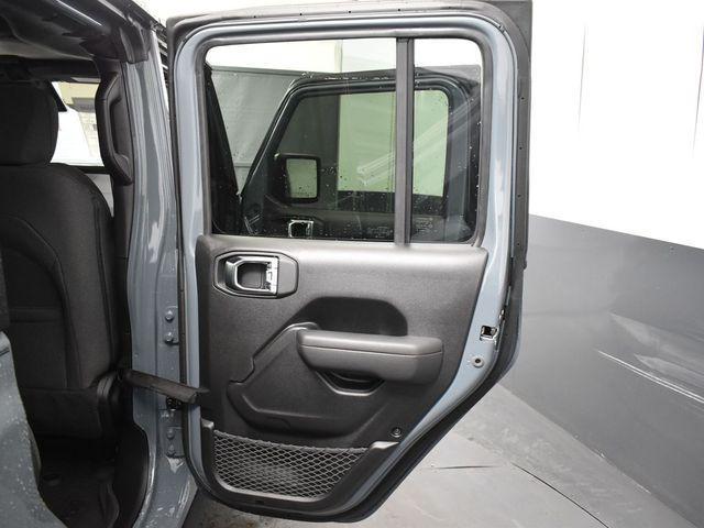 new 2026 Jeep Gladiator car, priced at $45,310