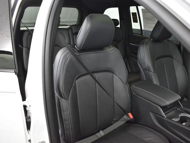 new 2026 Jeep Grand Cherokee car, priced at $47,485