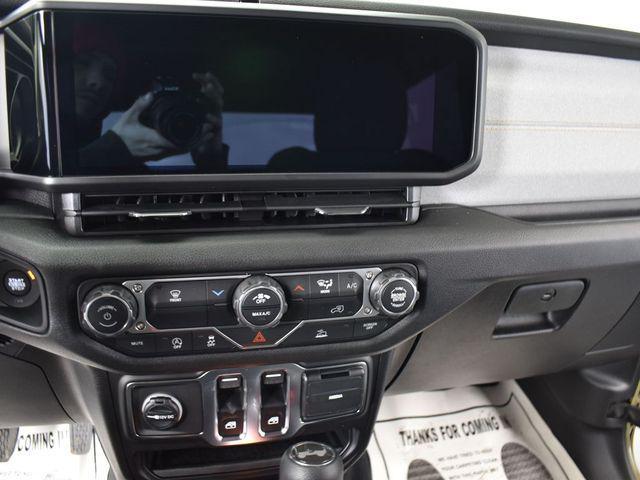 new 2026 Jeep Wrangler car, priced at $33,775