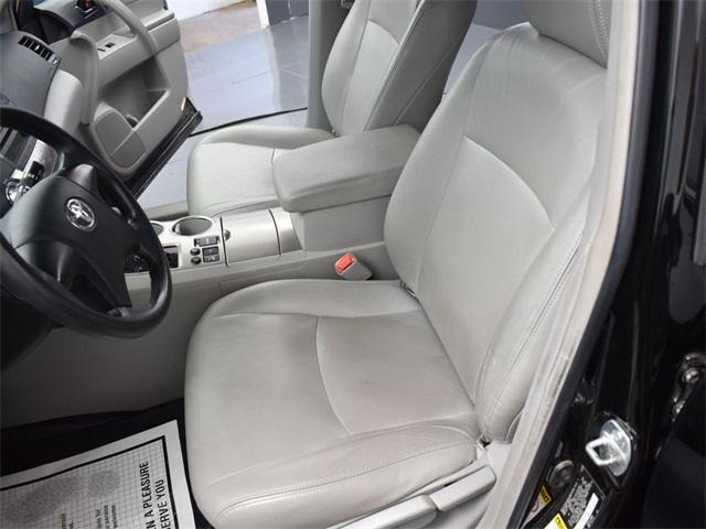 used 2012 Toyota Highlander car, priced at $9,500