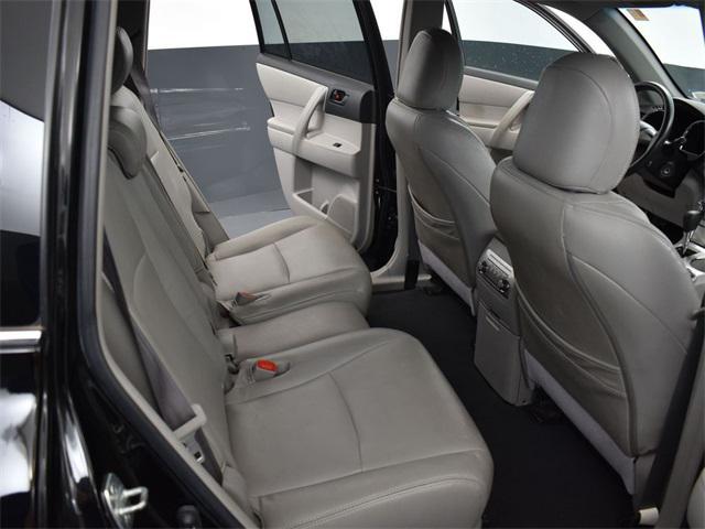 used 2012 Toyota Highlander car, priced at $9,500