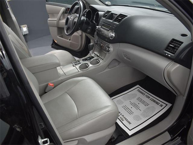 used 2012 Toyota Highlander car, priced at $9,500
