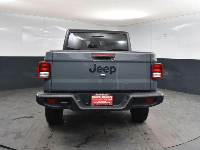 new 2026 Jeep Gladiator car, priced at $46,270