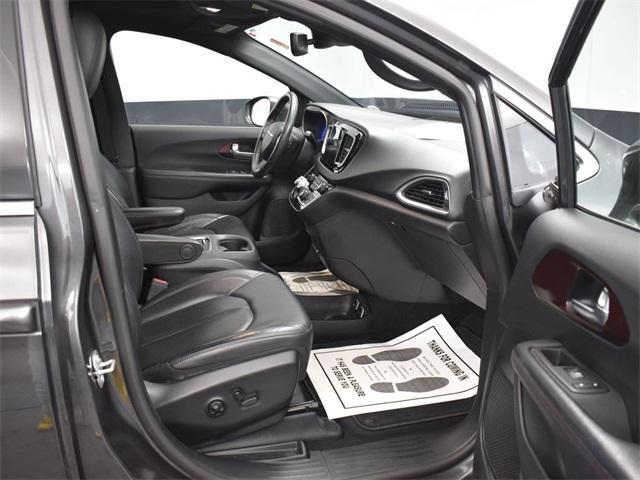 used 2020 Chrysler Pacifica car, priced at $18,200