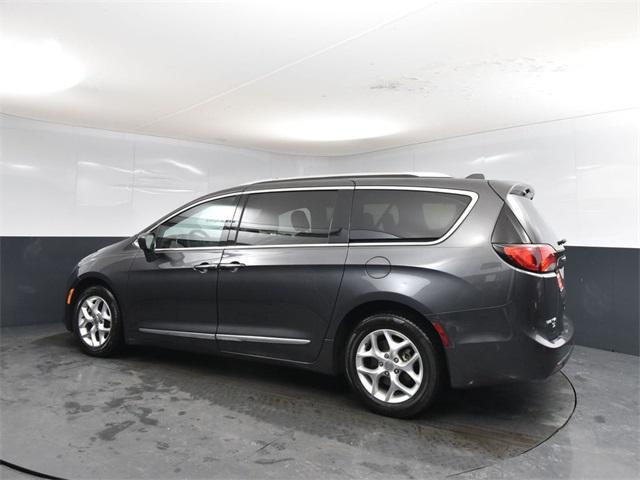 used 2020 Chrysler Pacifica car, priced at $18,200