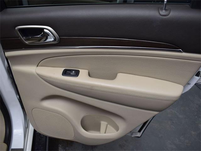 used 2016 Jeep Grand Cherokee car, priced at $16,500