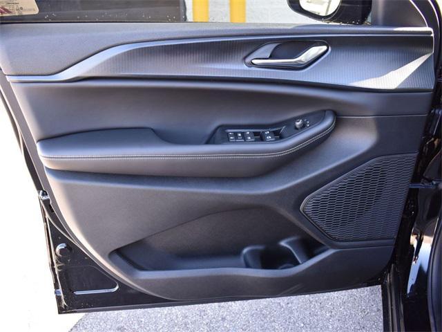 new 2025 Jeep Grand Cherokee L car, priced at $40,375