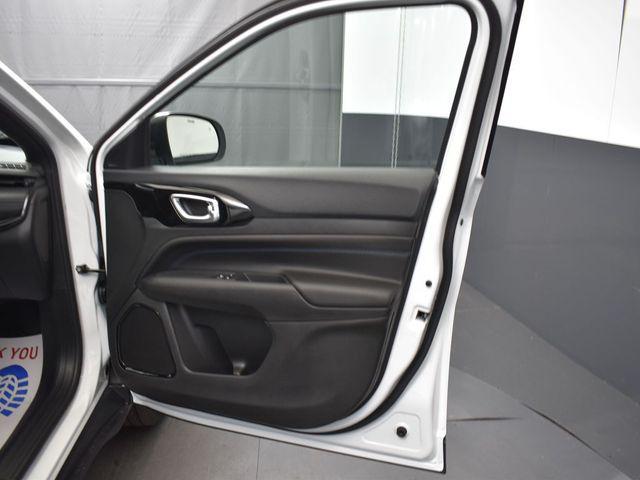 new 2026 Jeep Compass car, priced at $26,985