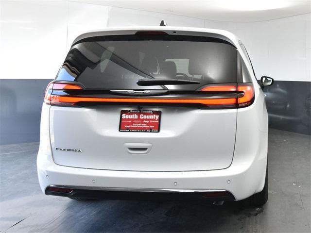 new 2026 Chrysler Pacifica car, priced at $37,645