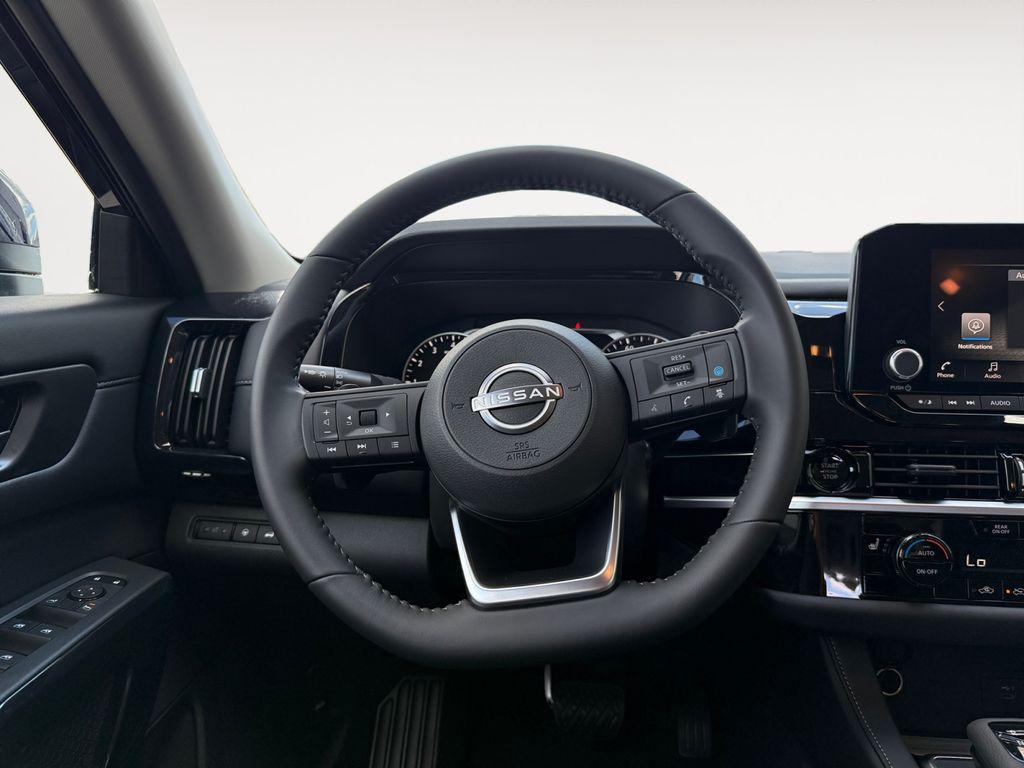 new 2025 Nissan Pathfinder car, priced at $37,875