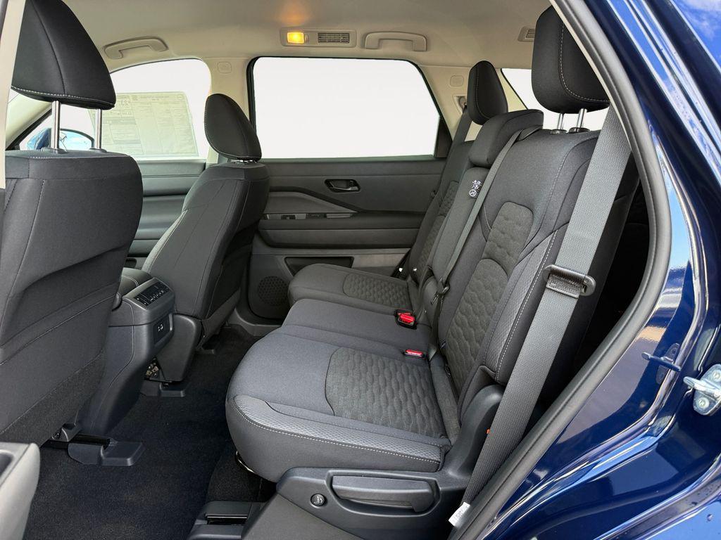 new 2025 Nissan Pathfinder car, priced at $37,875