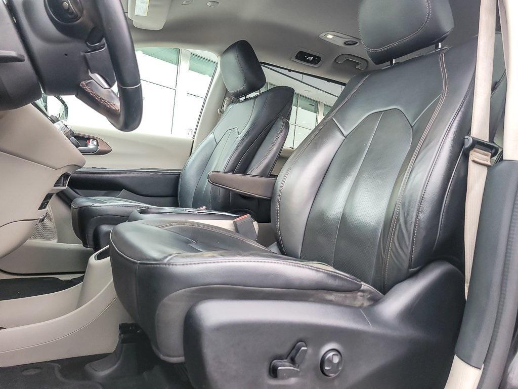 used 2018 Chrysler Pacifica car, priced at $16,650