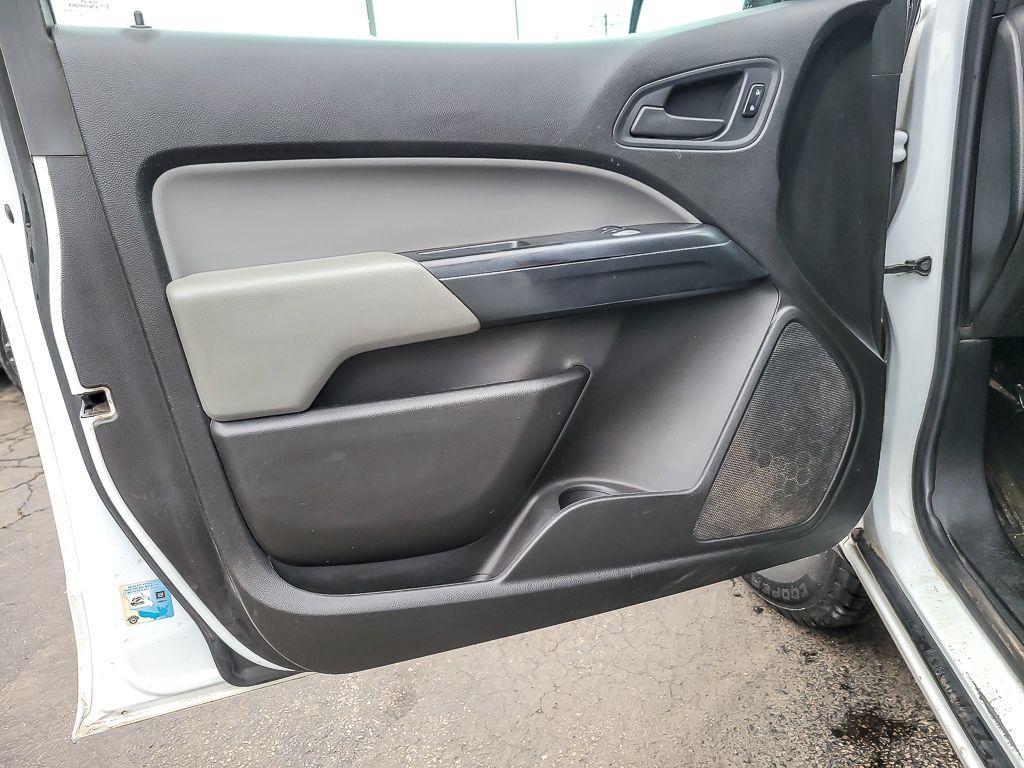 used 2016 Chevrolet Colorado car, priced at $11,995