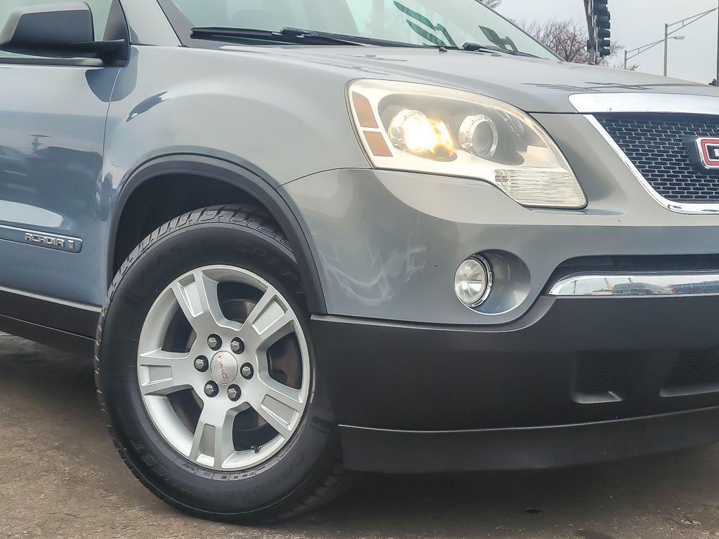 used 2008 GMC Acadia car, priced at $4,995