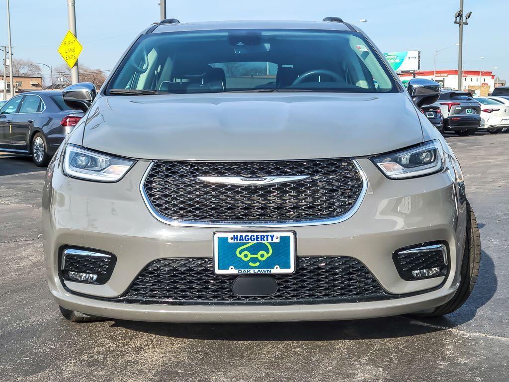 used 2023 Chrysler Pacifica car, priced at $26,800